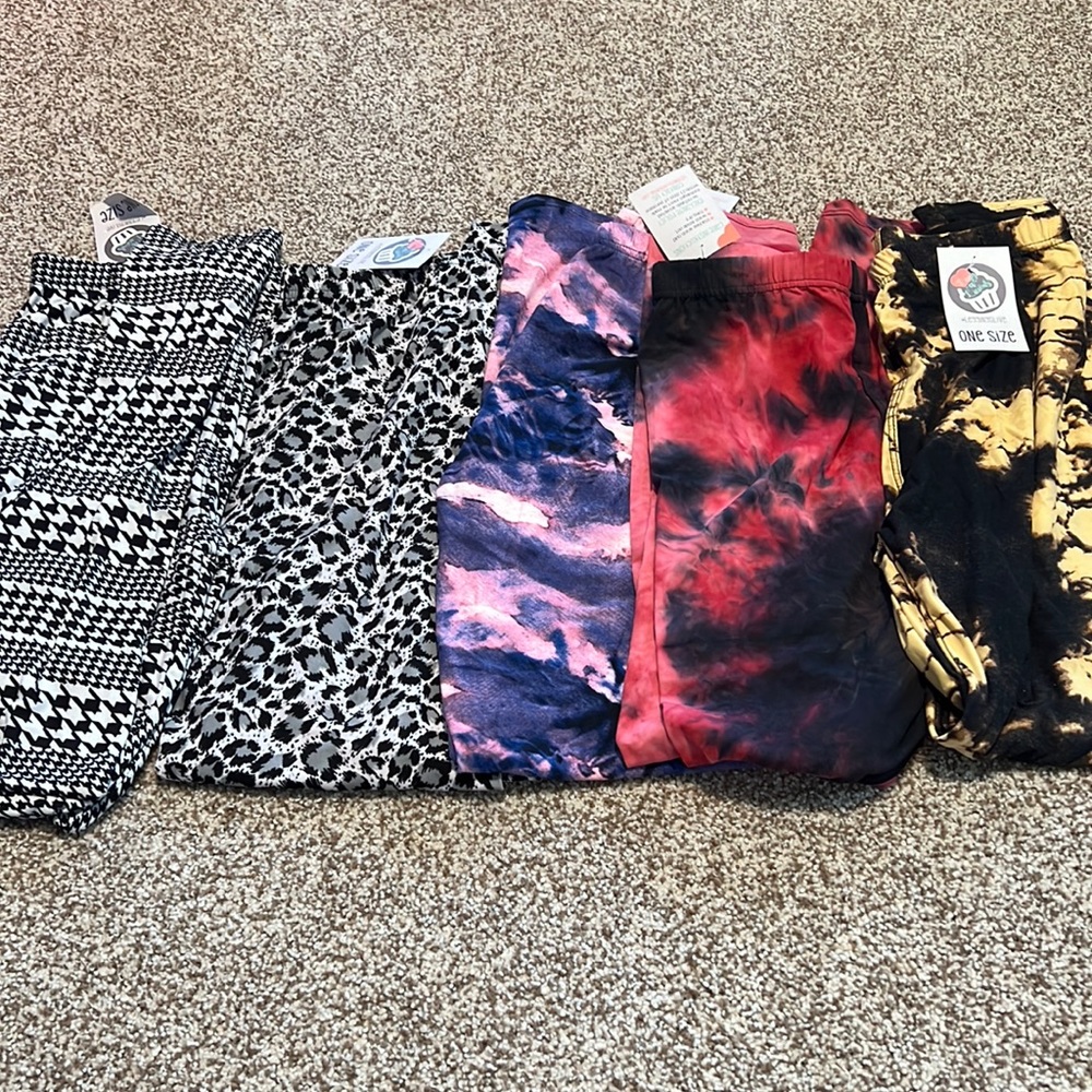 Pack of 5 leggings brand new.